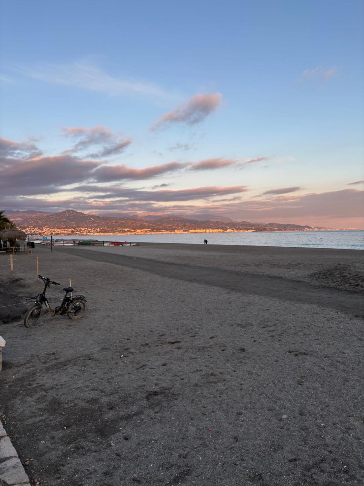 Estudio En Torre Del Mar A 3 Minutos Andando De La Playa Kültér fotó